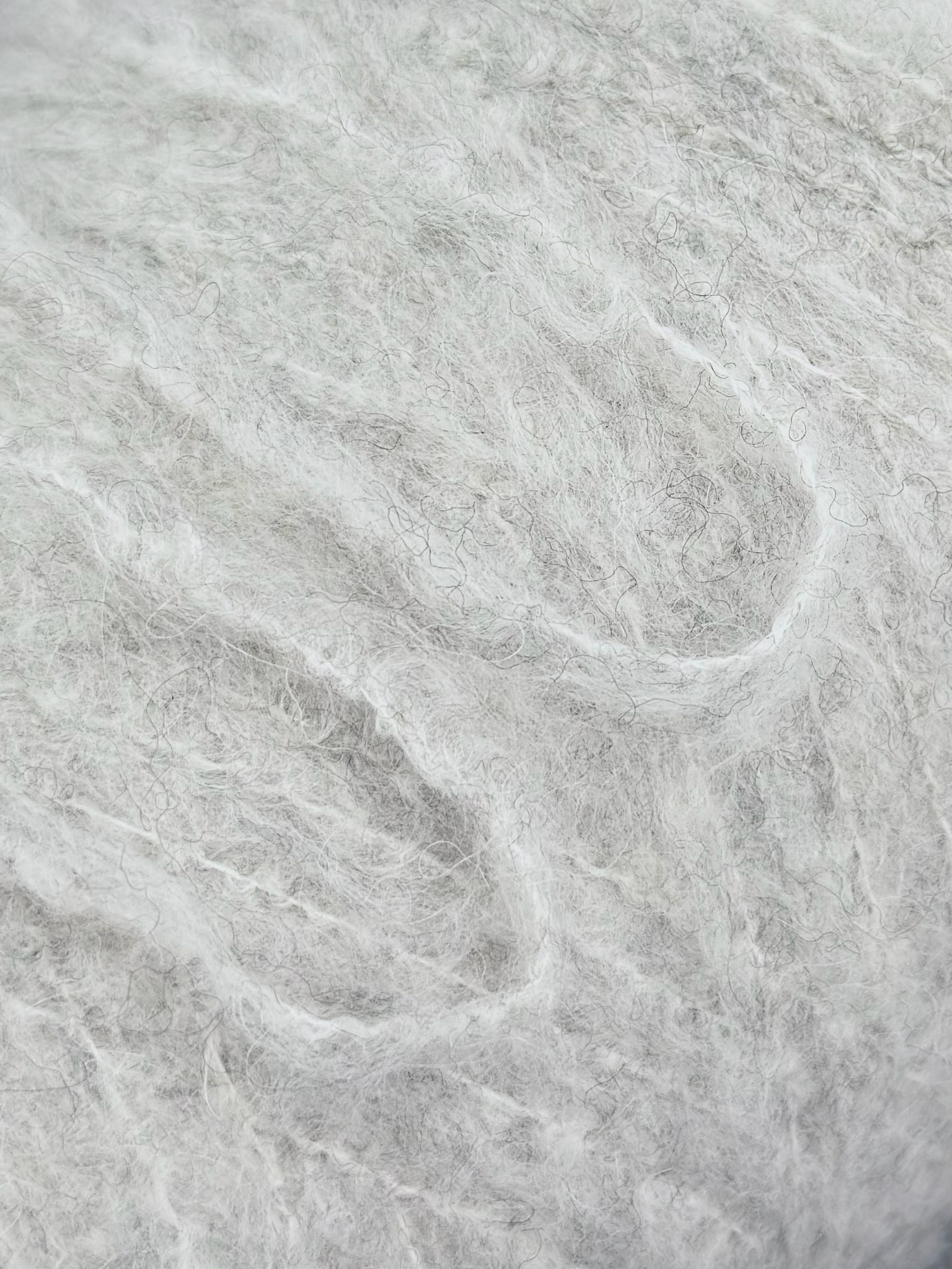 Pinori Filati Art. Trilly – Alpaka, Wolle, Synthetikfasern col. Hellgrau 280 m / 100 g 